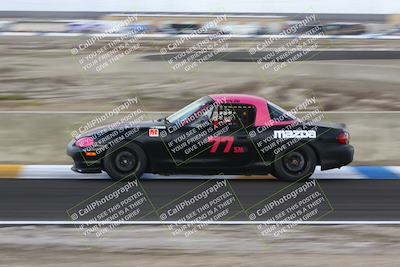 media/Jan-25-2025-CalClub SCCA (Sat) [[03c98a249e]]/Race 4/